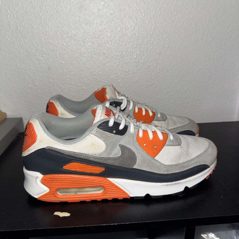 Nike Air Max 90 Summit White Smoke Grey Orange Men's Sneakers Sz 9.5 DM0029-108